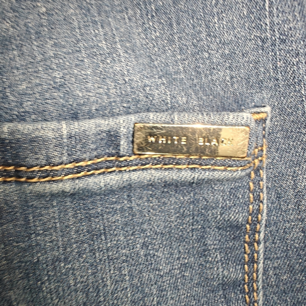 White House Black Market The Slim Crop Women's Ligh Blue Jeans Size 6 - Picture 12 of 14